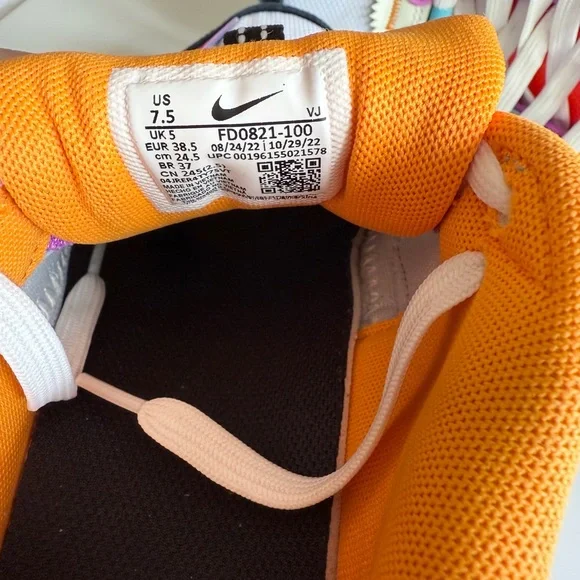 Wmns Air Max 90 Futura ‘Lunar New Year’ - size 7.5 - Picture 7 of 8